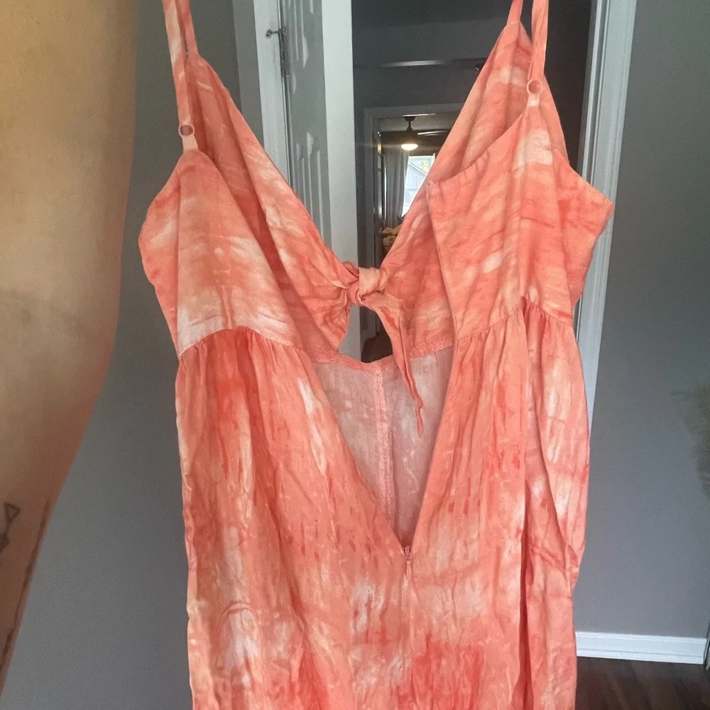 Romper - Picture 2 of 4